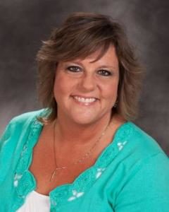 Meet the Staff | Nikki Macias